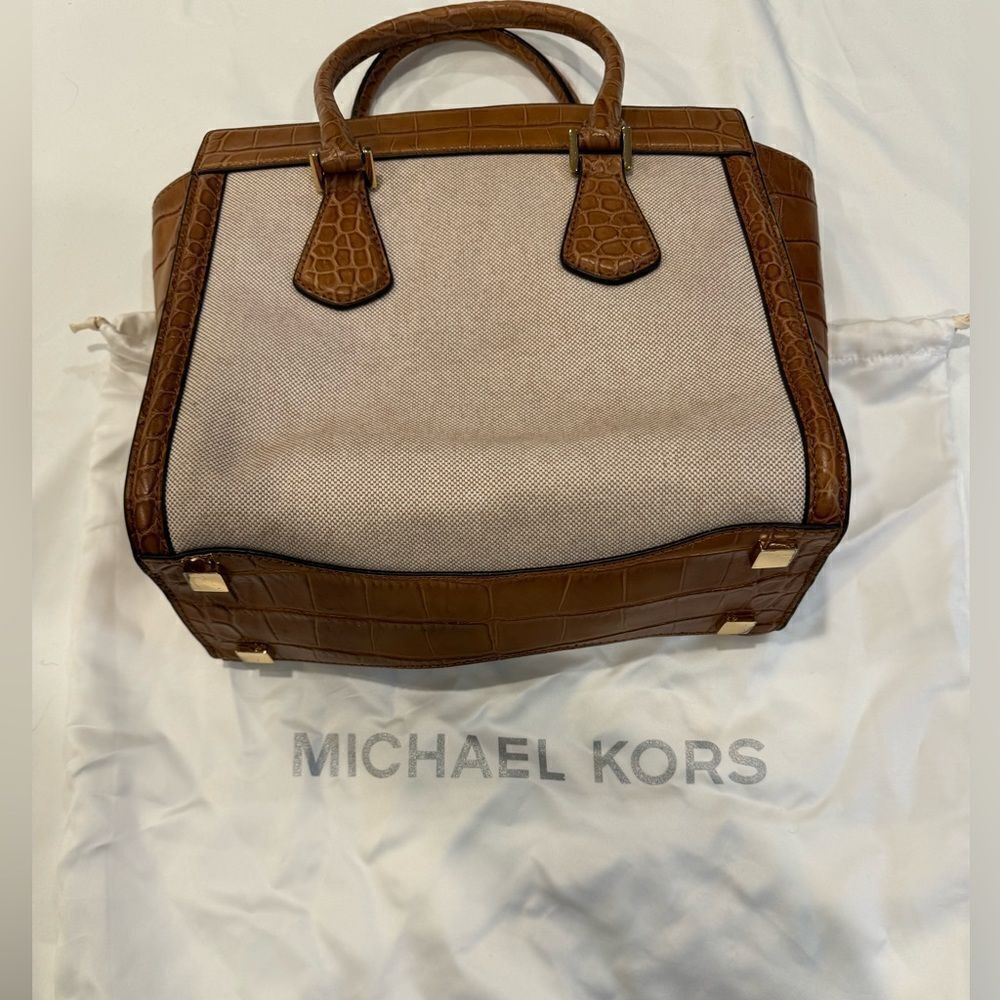 Michael Kors Collette Satchel - Picture 4 of 4